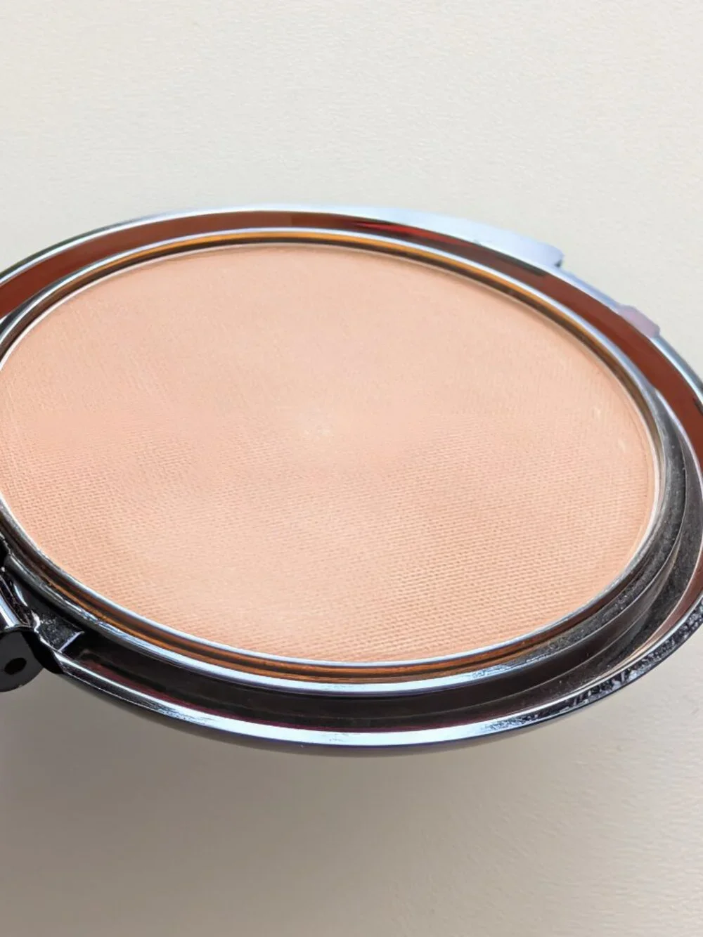 Covergirl Clean Pressed Powder 155 Soft Honey